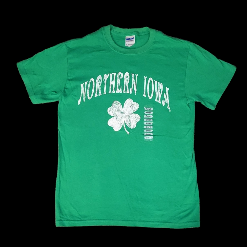 Northern Iowa St. Patrick's Day IRISH shamrock shirt Size Small NEW